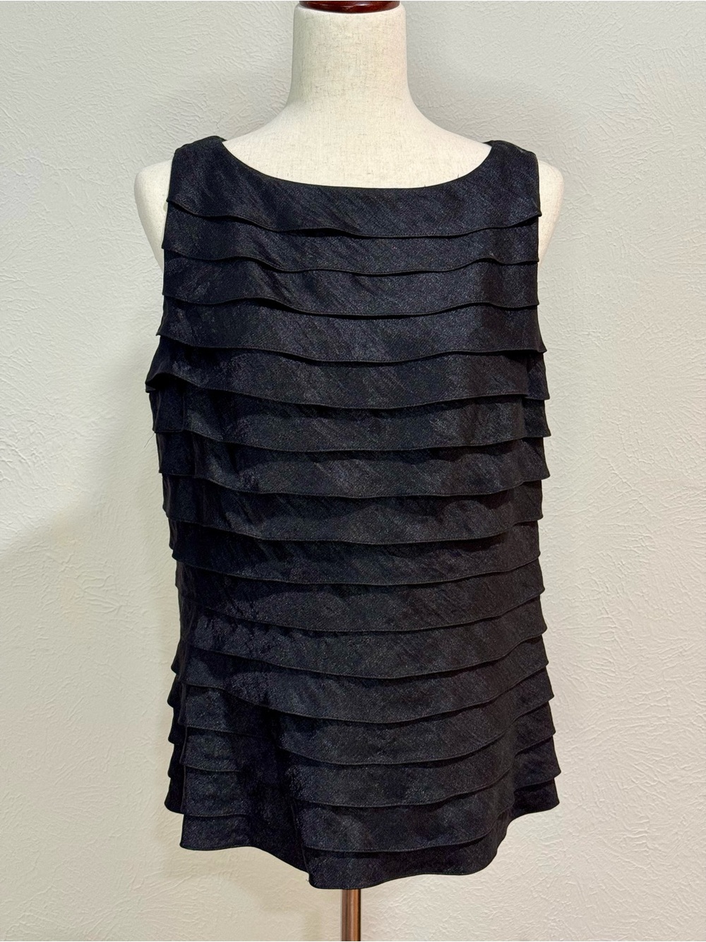 Adrianna Papell Black Tiered Ruffle Sleeveless Shell Top Size 14